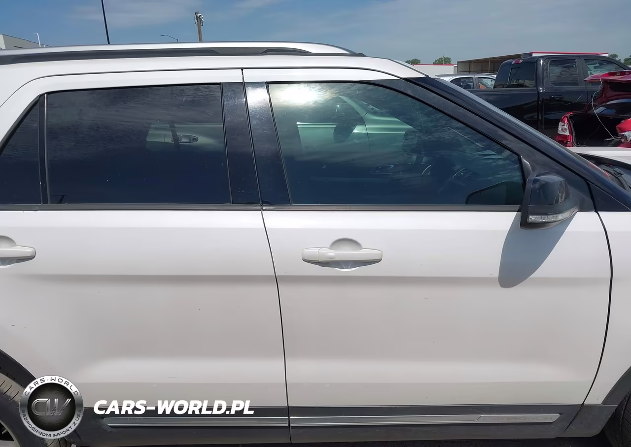 2016 Ford Explorer Xlt VIN:1FM5K7D88GGA61800 - 13