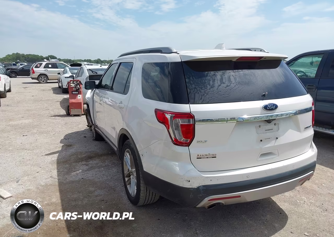 2016 Ford Explorer Xlt VIN:1FM5K7D88GGA61800 - 3