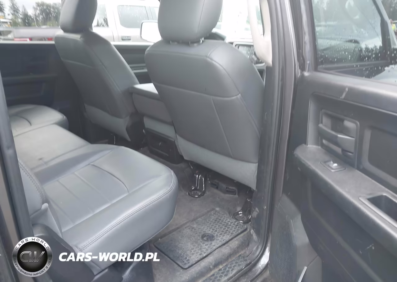 2016 Ram 1500 Tradesman VIN:1C6RR6KG3GS389054 - 8