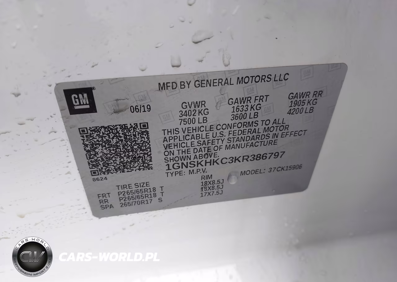 2019 Chevrolet Suburban Lt VIN:1GNSKHKC3KR386797 - 9