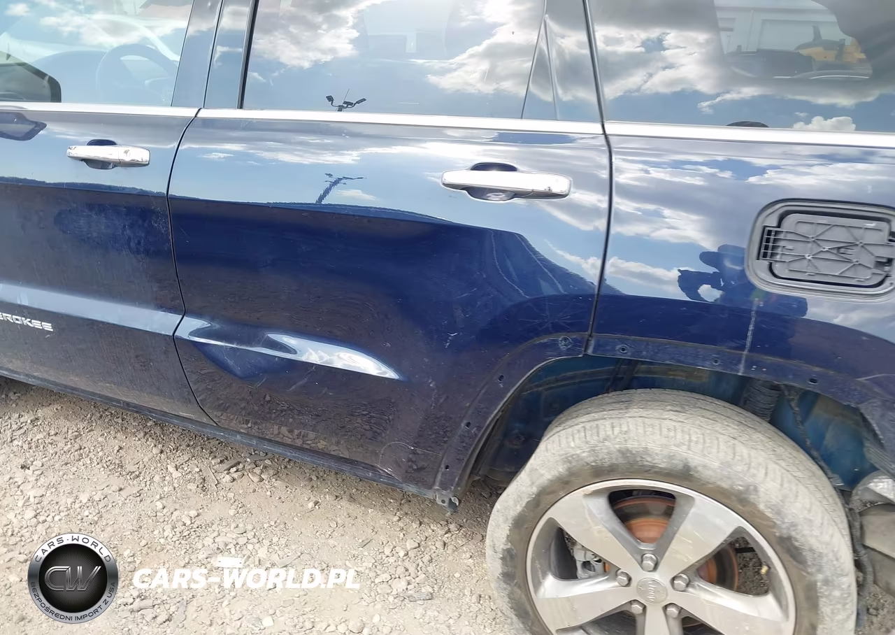 2015 Jeep Grand Cherokee Overland VIN:1C4RJECG9FC236017 - 18