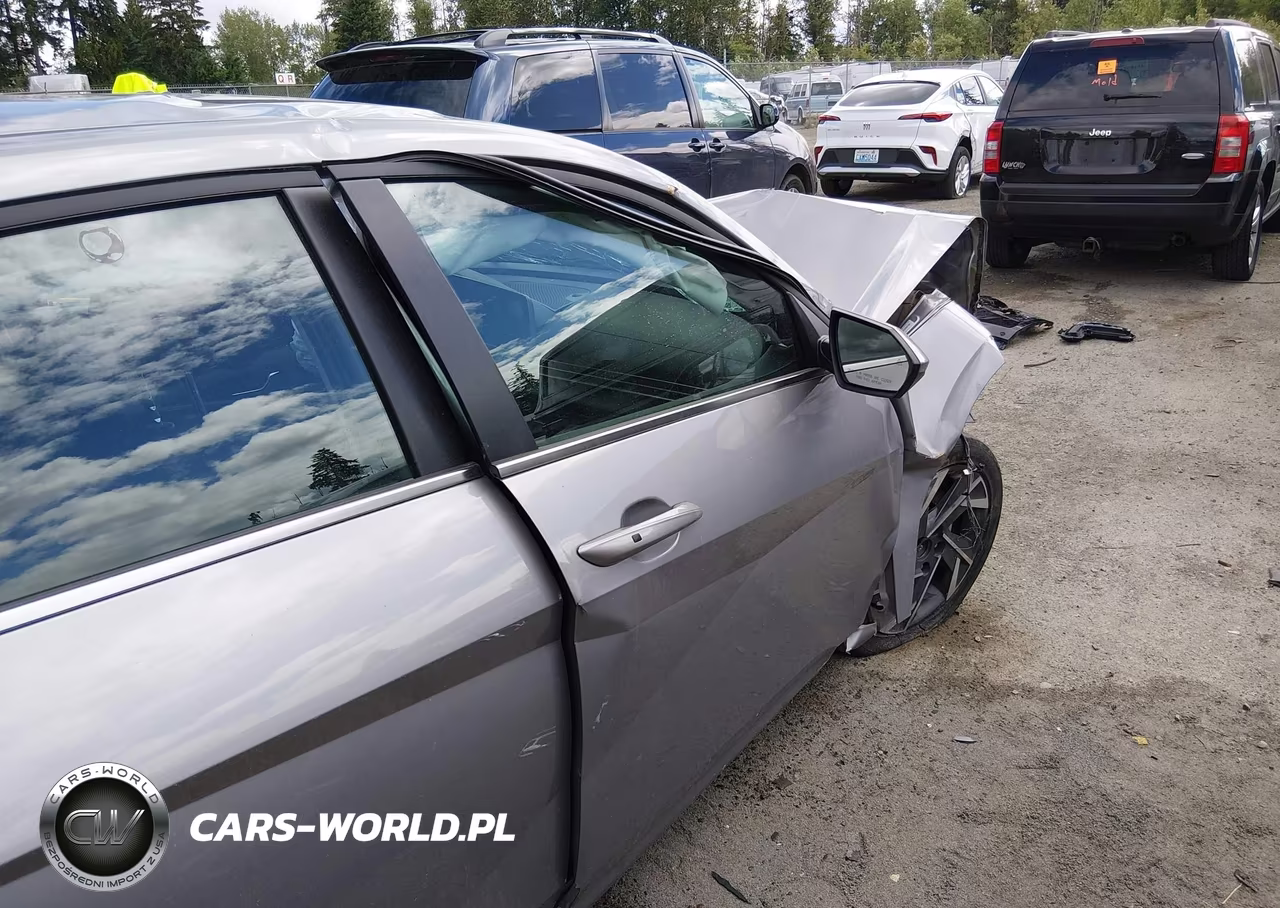 2025 Hyundai Elantra Sel Convenience VIN:KMHLS4DG1SU987205 - 18
