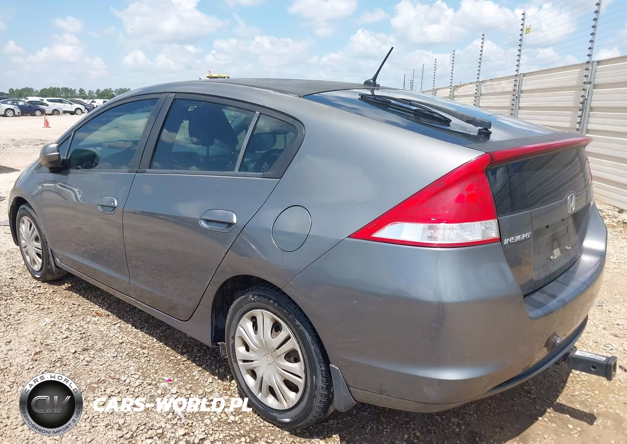 2011 Honda Insight VIN:JHMZE2H38BS003060 - 3