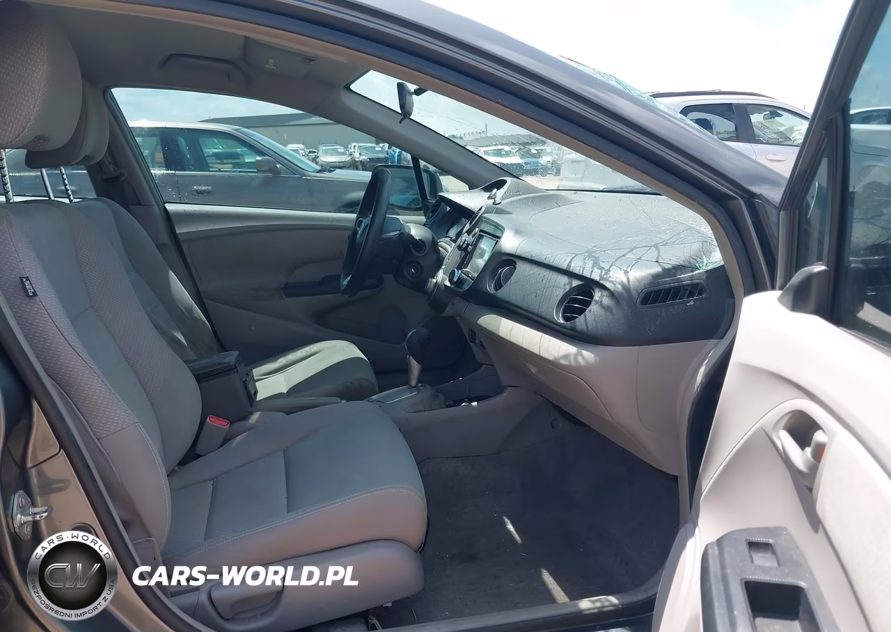 2011 Honda Insight VIN:JHMZE2H38BS003060 - 5