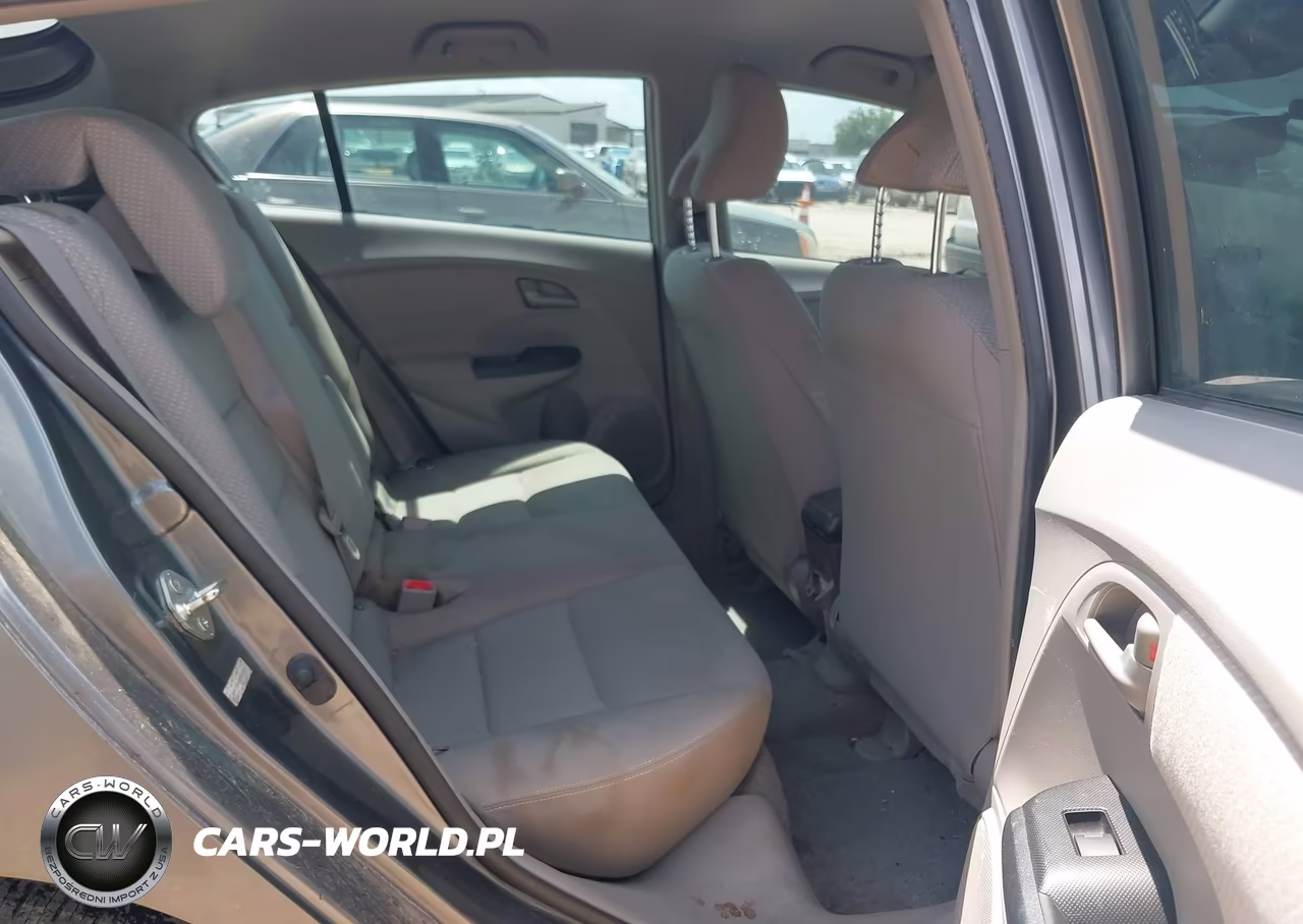 2011 Honda Insight VIN:JHMZE2H38BS003060 - 8