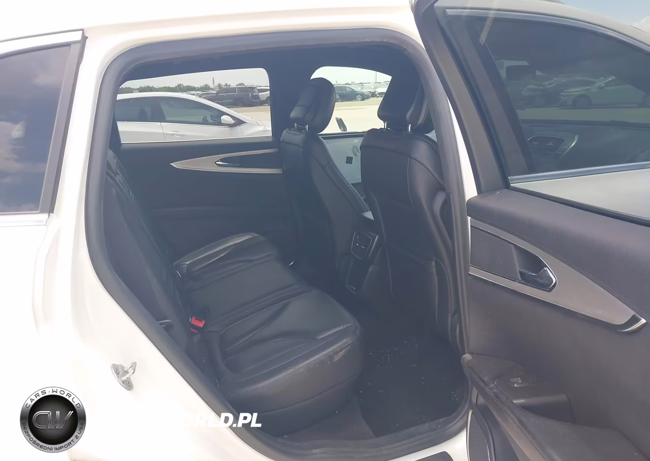 2020 Lincoln Nautilus Standard VIN:2LMPJ6J9XLBL04600 - 8