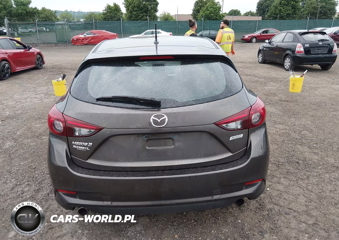 2018 Mazda Mazda3 Touring VIN:3MZBN1L37JM167845 - 16