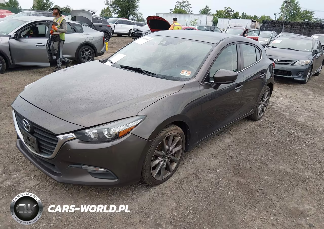 2018 Mazda Mazda3 Touring VIN:3MZBN1L37JM167845 - 2