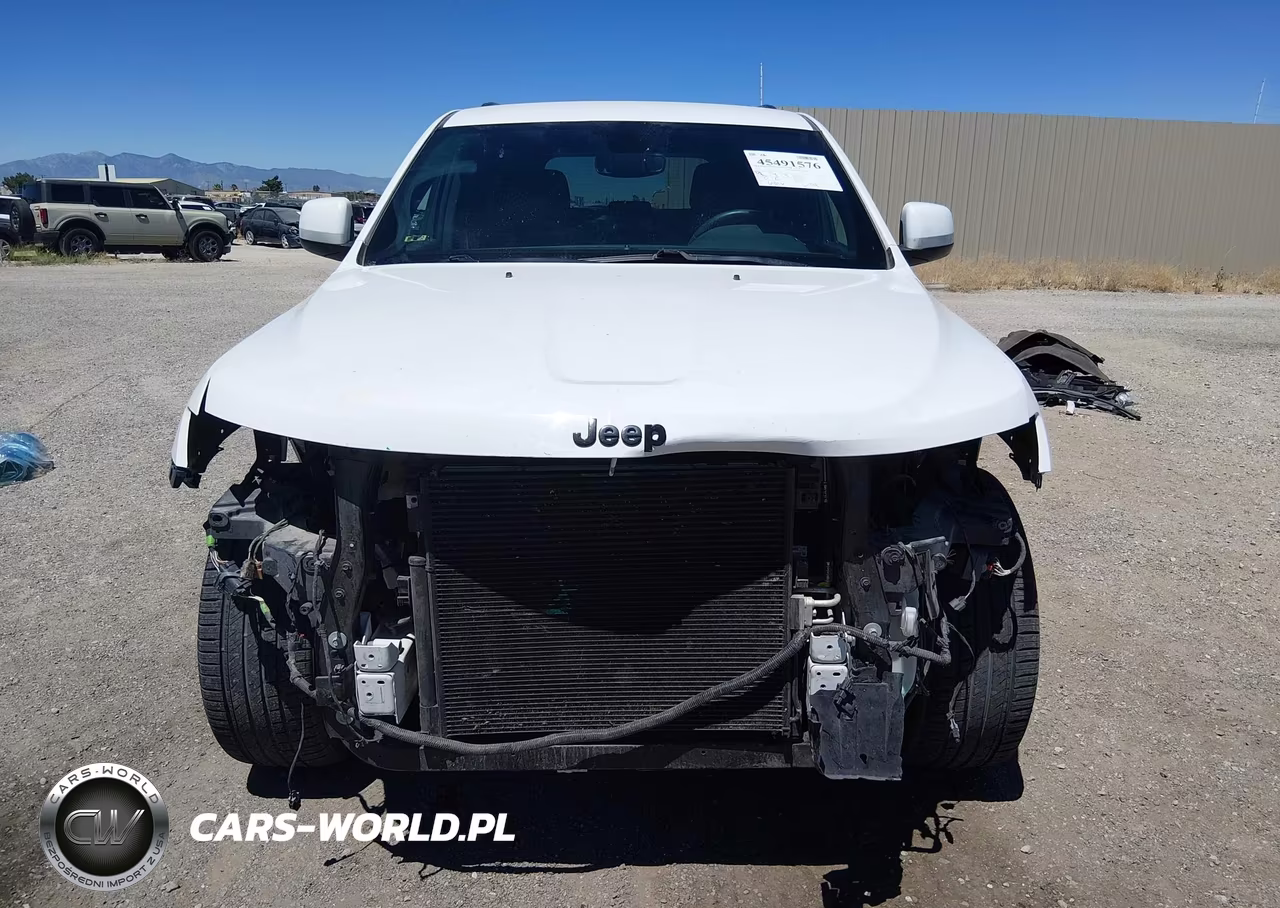 2019 Jeep Grand Cherokee Altitude 4X2 VIN:1C4RJEAG3KC680927 - 13