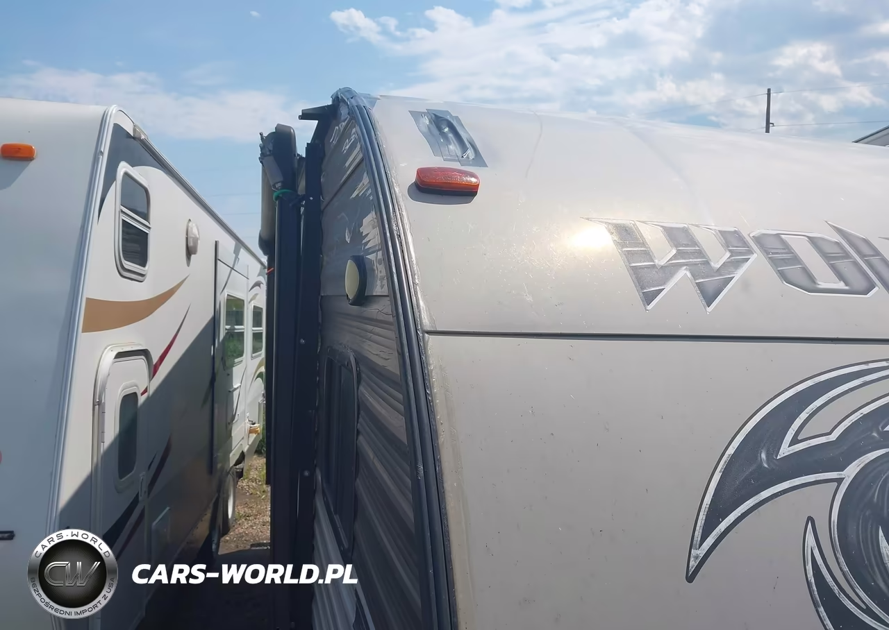 2018 Forest River Cherokee Wolf Pup 16Bhs Travel Trailer VIN:4X4TCK611JK044606 - 6