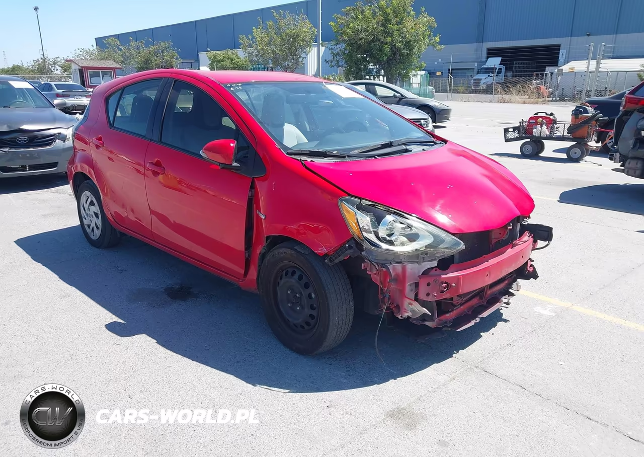 2016 Toyota Prius C One