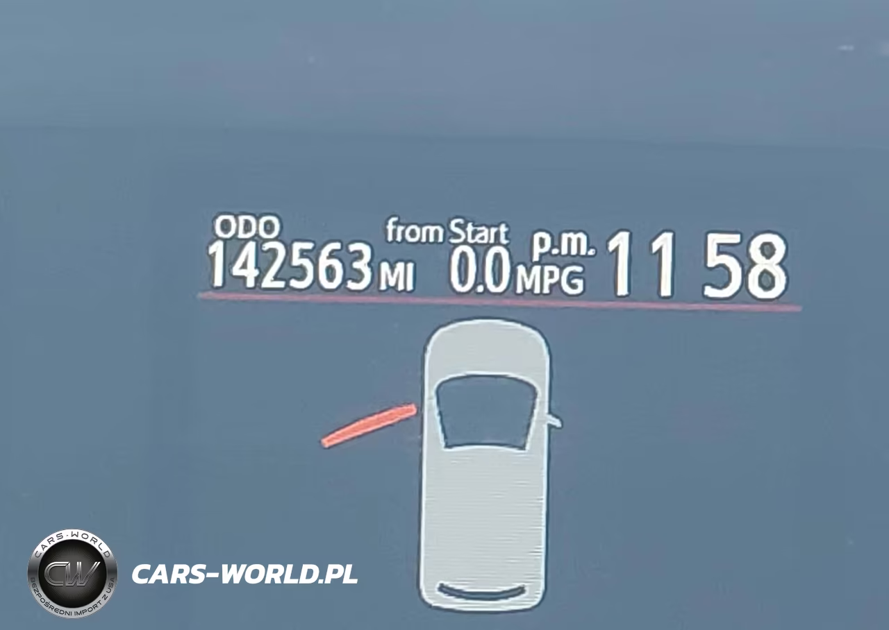 2016 Toyota Prius C One VIN:JTDKDTB33G1131675 - 18
