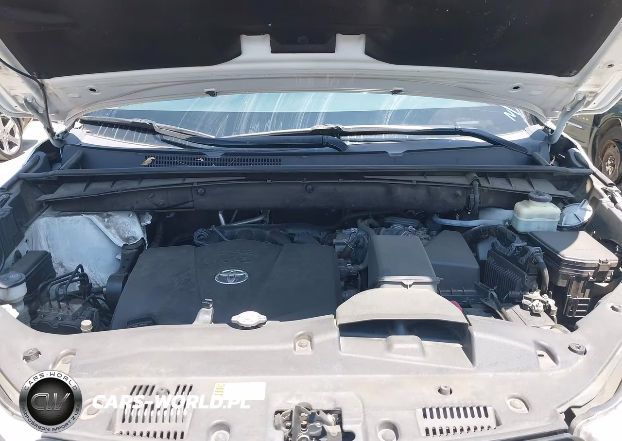2018 Toyota Highlander Xle VIN:5TDKZRFH5JS538742 - 10