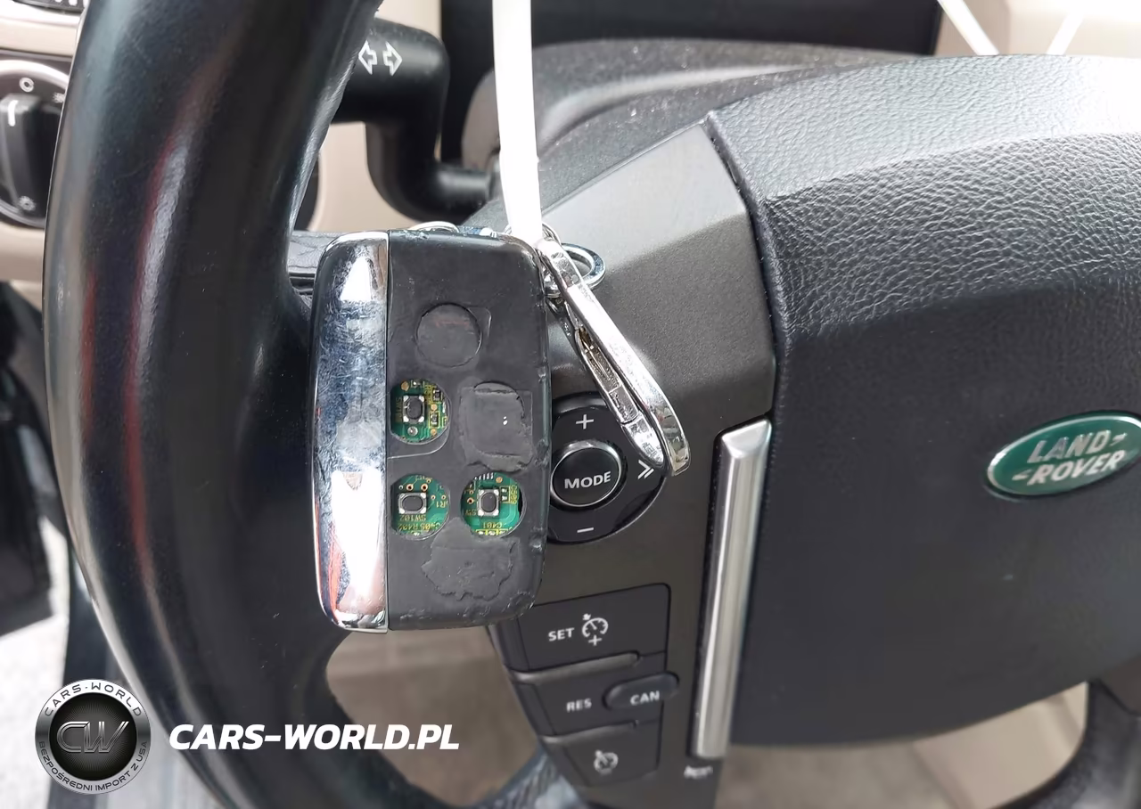 2013 Land Rover Lr4 VIN:SALAG2D43DA662625 - 11