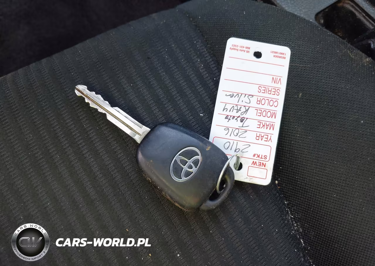 2016 Toyota Rav4 Le VIN:2T3ZFREV4GW304114 - 11