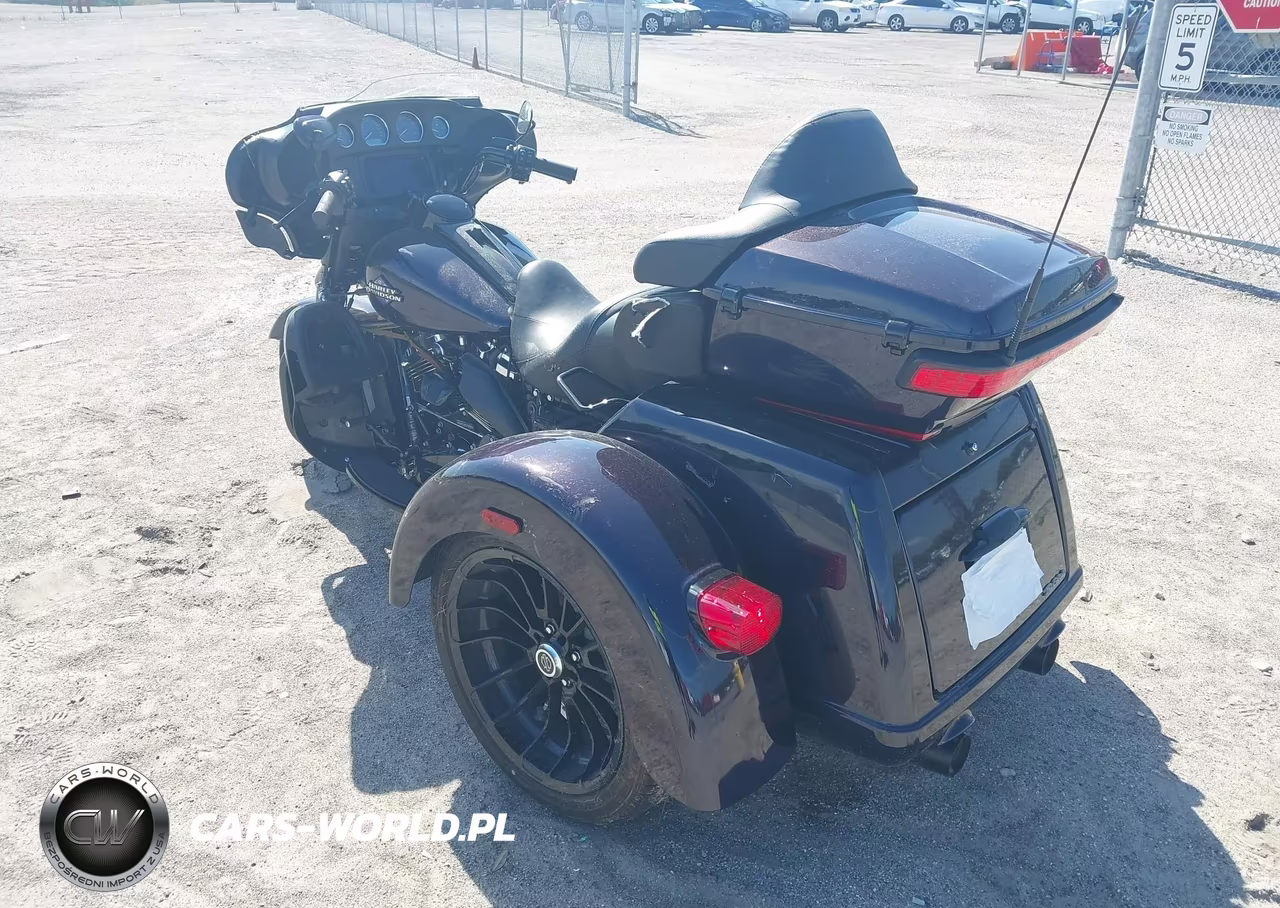 2025 Harley-Davidson Flhtcutg VIN:1HD1MAF11SB857089 - 3