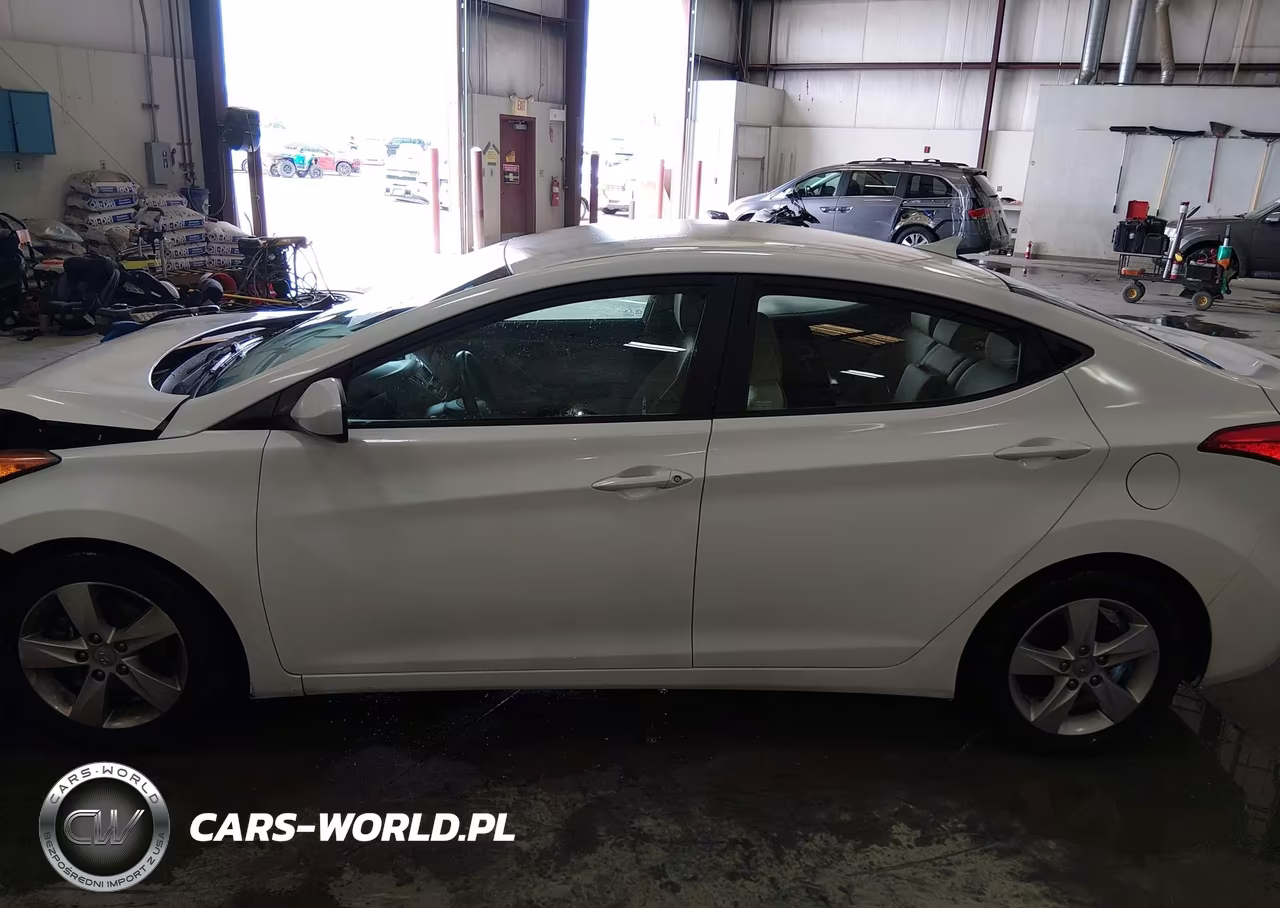 2013 Hyundai Elantra Gls VIN:5NPDH4AE1DH241814 - 14