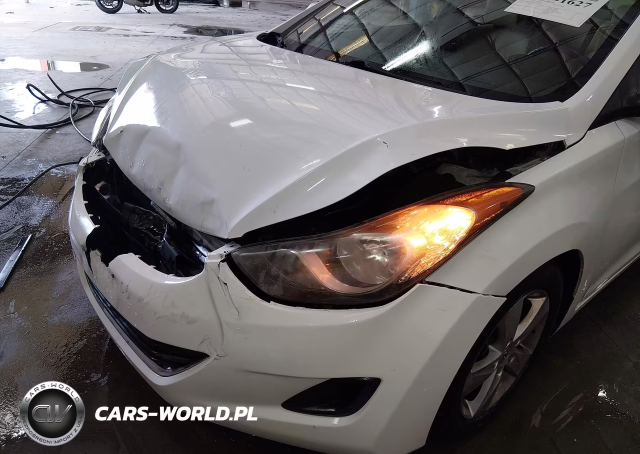 2013 Hyundai Elantra Gls VIN:5NPDH4AE1DH241814 - 18