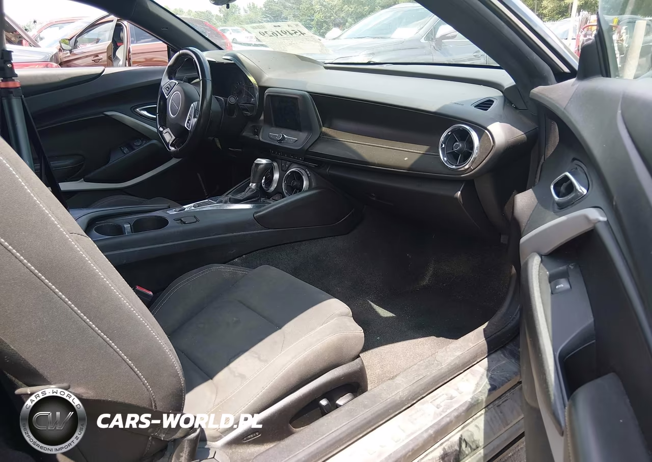 2019 Chevrolet Camaro 1Lt VIN:1G1FB1RS9K0126724 - 5