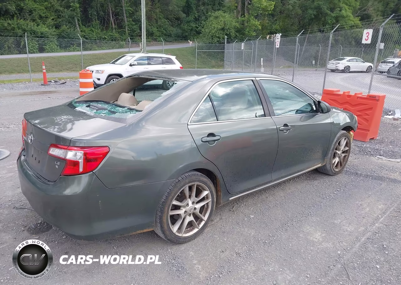2012 Toyota Camry Le VIN:4T1BF1FKXCU529146 - 4