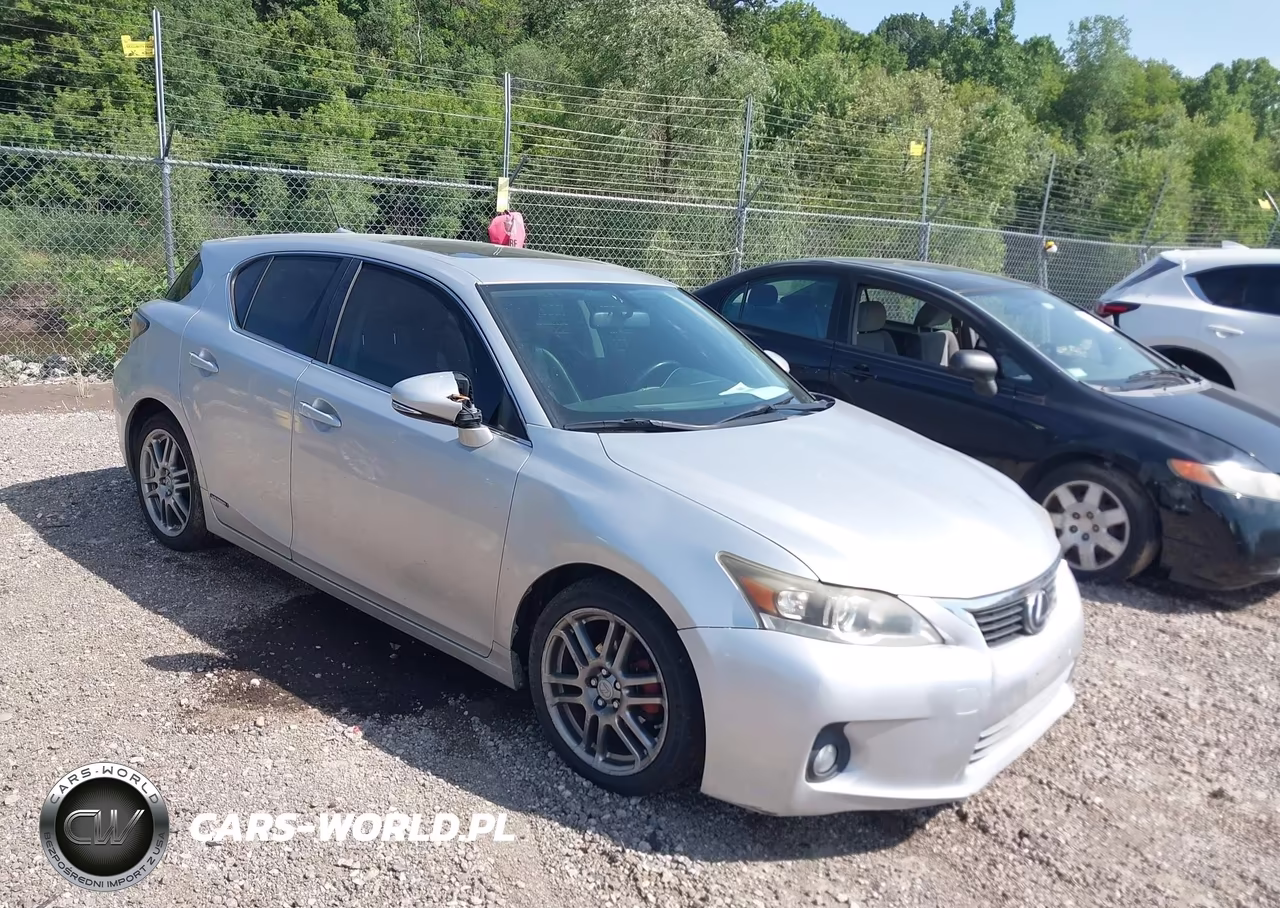2013 Lexus Ct 200H – zdjęcie 1 z 17