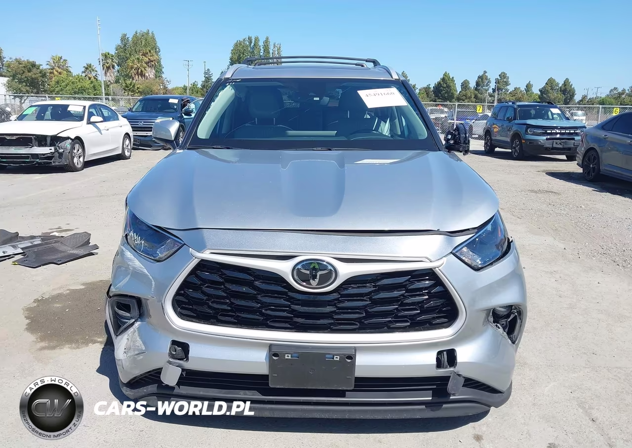 2025 Toyota Highlander Hybrid Xle VIN:5TDKBRCH7SS661839 - 13