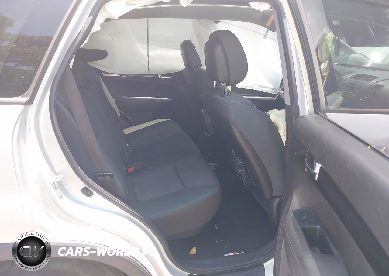 2012 Kia Sorento Lx V6 VIN:5XYKTDA24CG287557 - 8