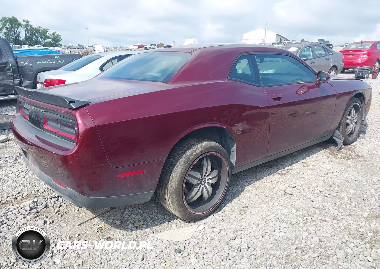 2020 Dodge Challenger Sxt VIN:2C3CDZAG0LH239926 - 4