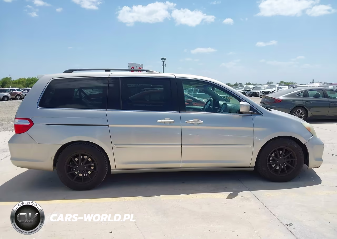 2007 Honda Odyssey Touring VIN:5FNRL38877B033728 - 13