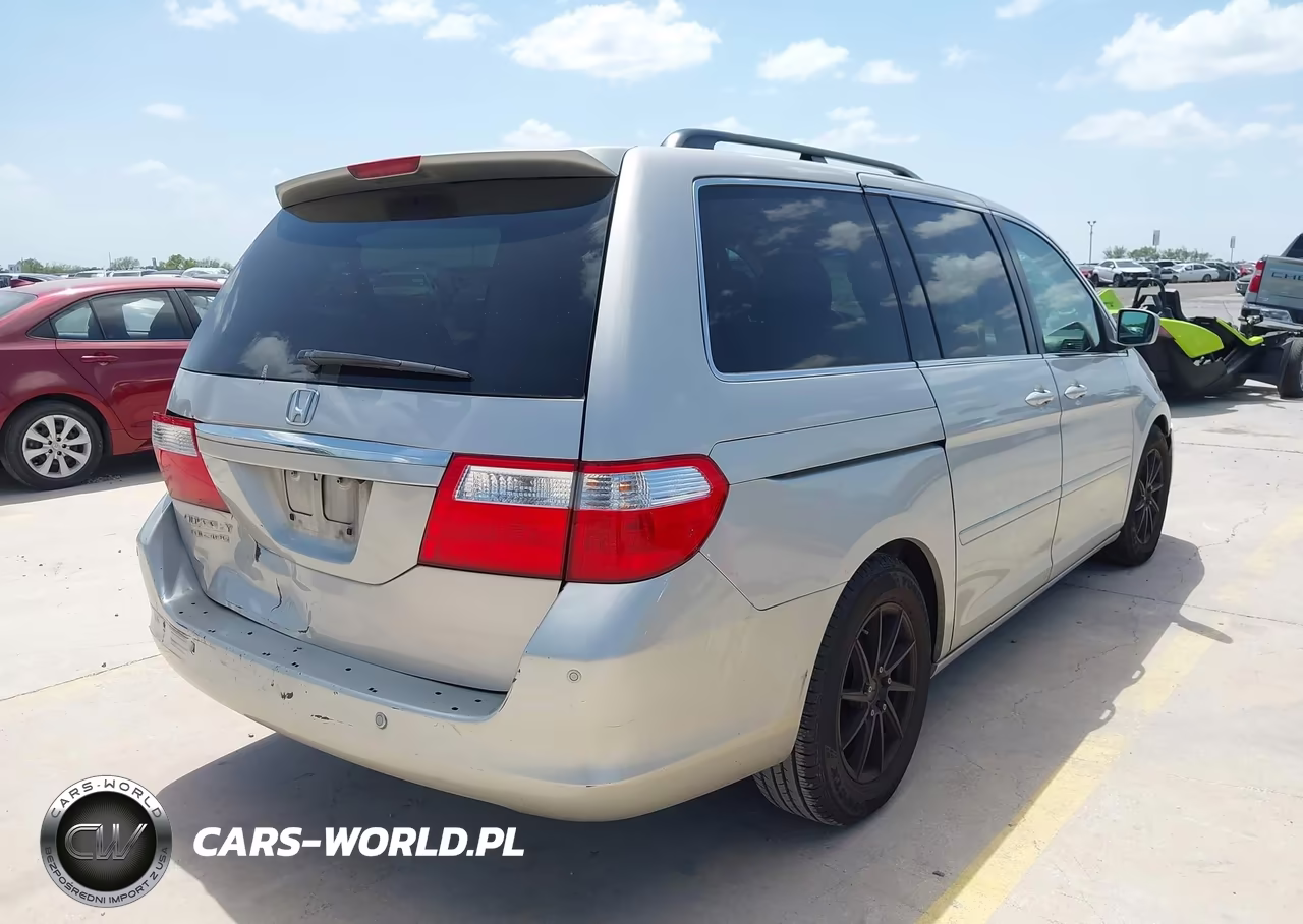 2007 Honda Odyssey Touring VIN:5FNRL38877B033728 - 4