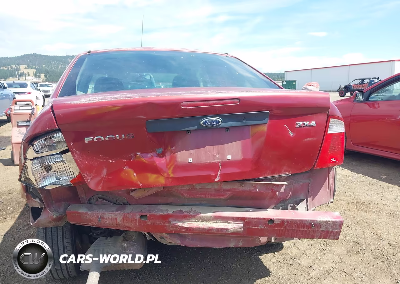 2005 Ford Focus Zx4 VIN:1FAFP34NX5W233326 - 6