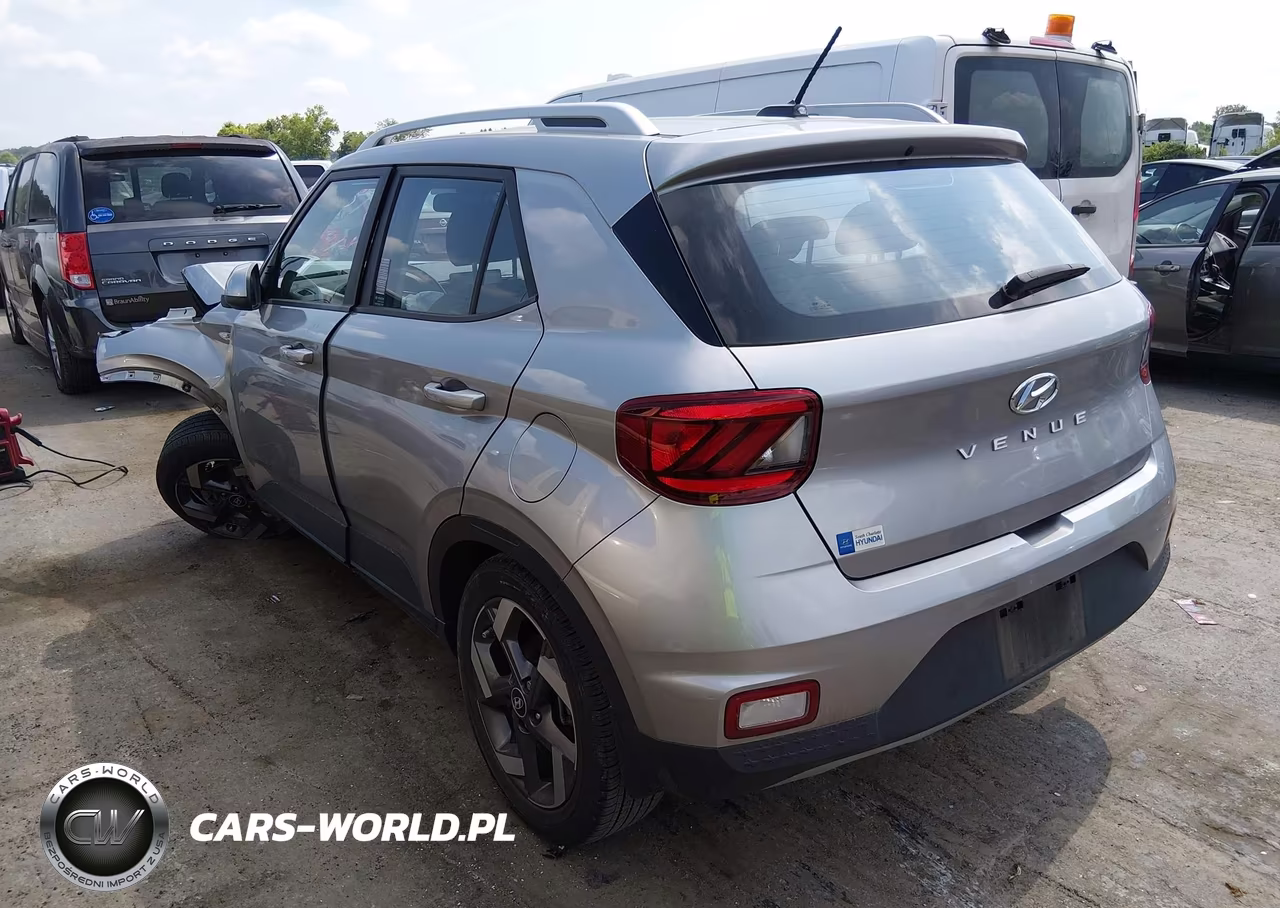 2023 Hyundai Venue Sel VIN:KMHRC8A31PU248195 - 3