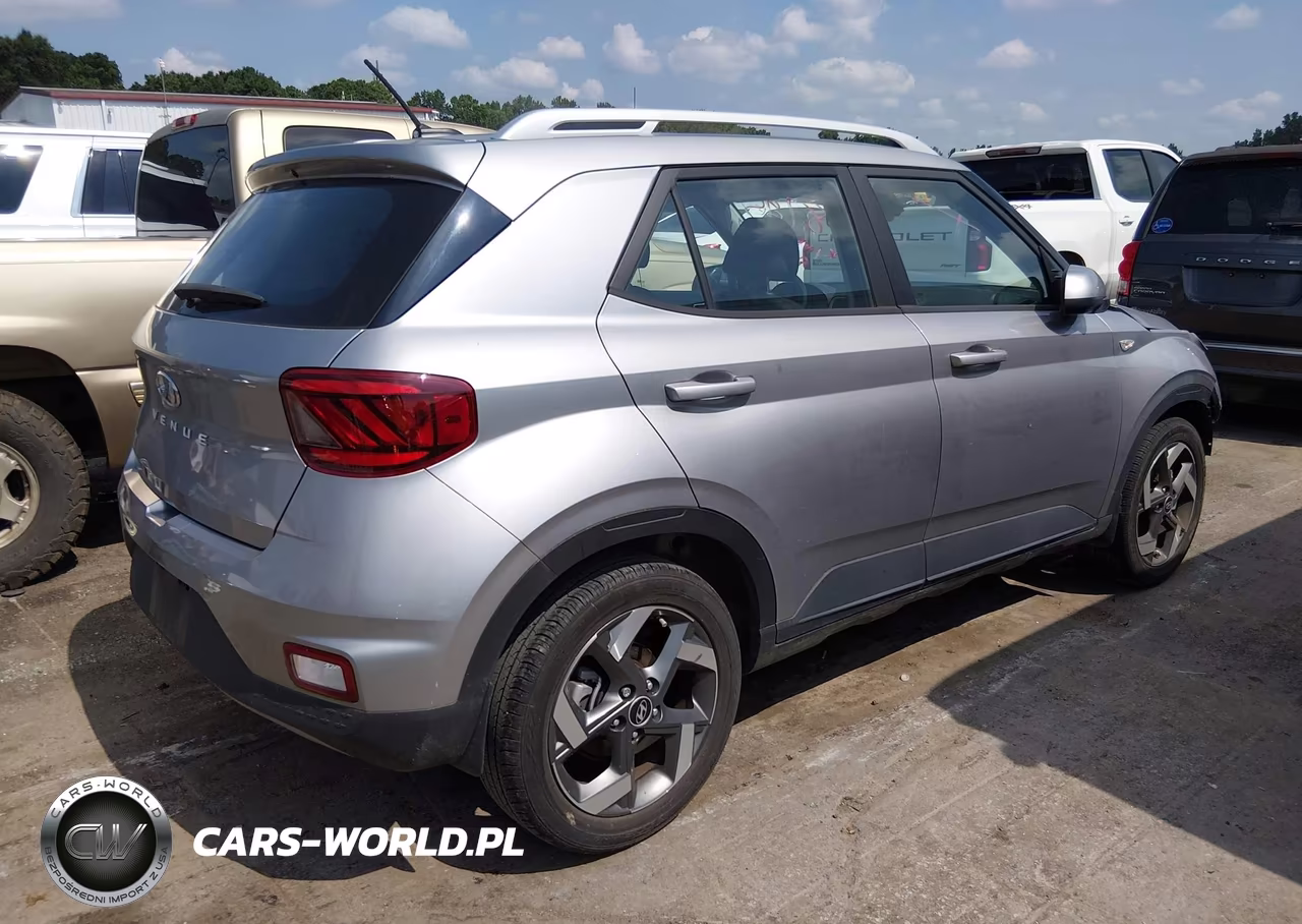 2023 Hyundai Venue Sel VIN:KMHRC8A31PU248195 - 4