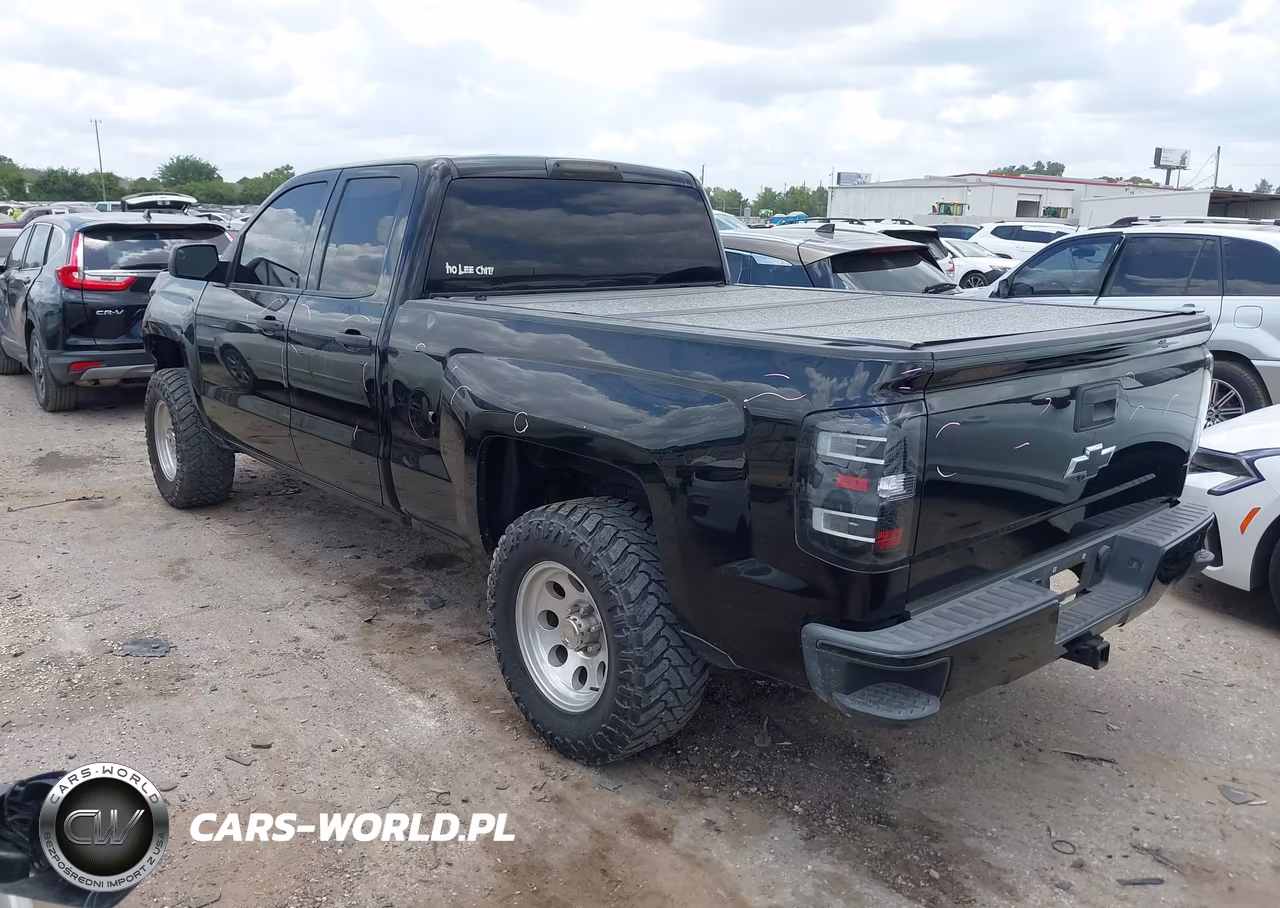 2018 Chevrolet Silverado 1500 Custom VIN:1GCVKPEC8JZ240518 - 3