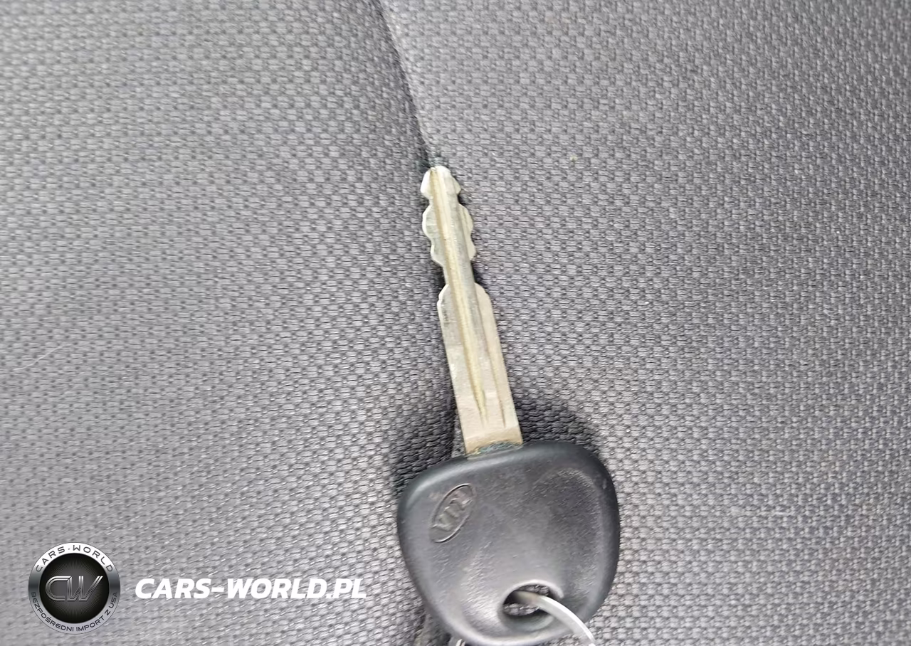 2010 Kia Soul + VIN:KNDJT2A2XA7702133 - 11