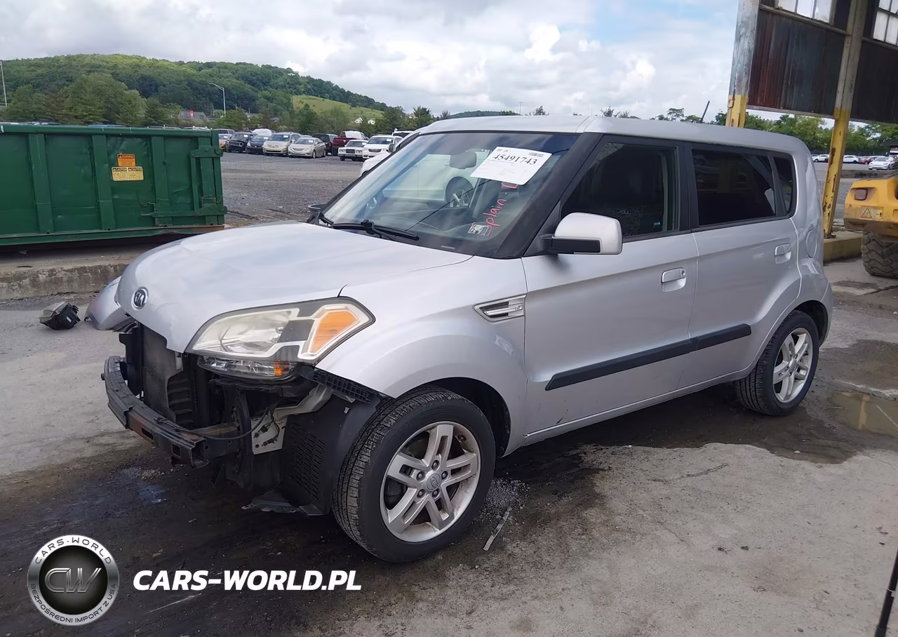 2010 Kia Soul + VIN:KNDJT2A2XA7702133 - 2