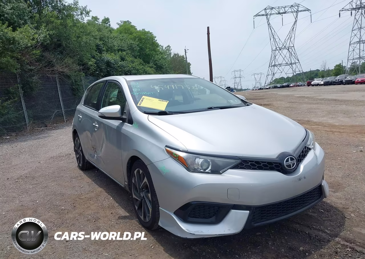 2016 Scion Im – zdjęcie 1 z 17