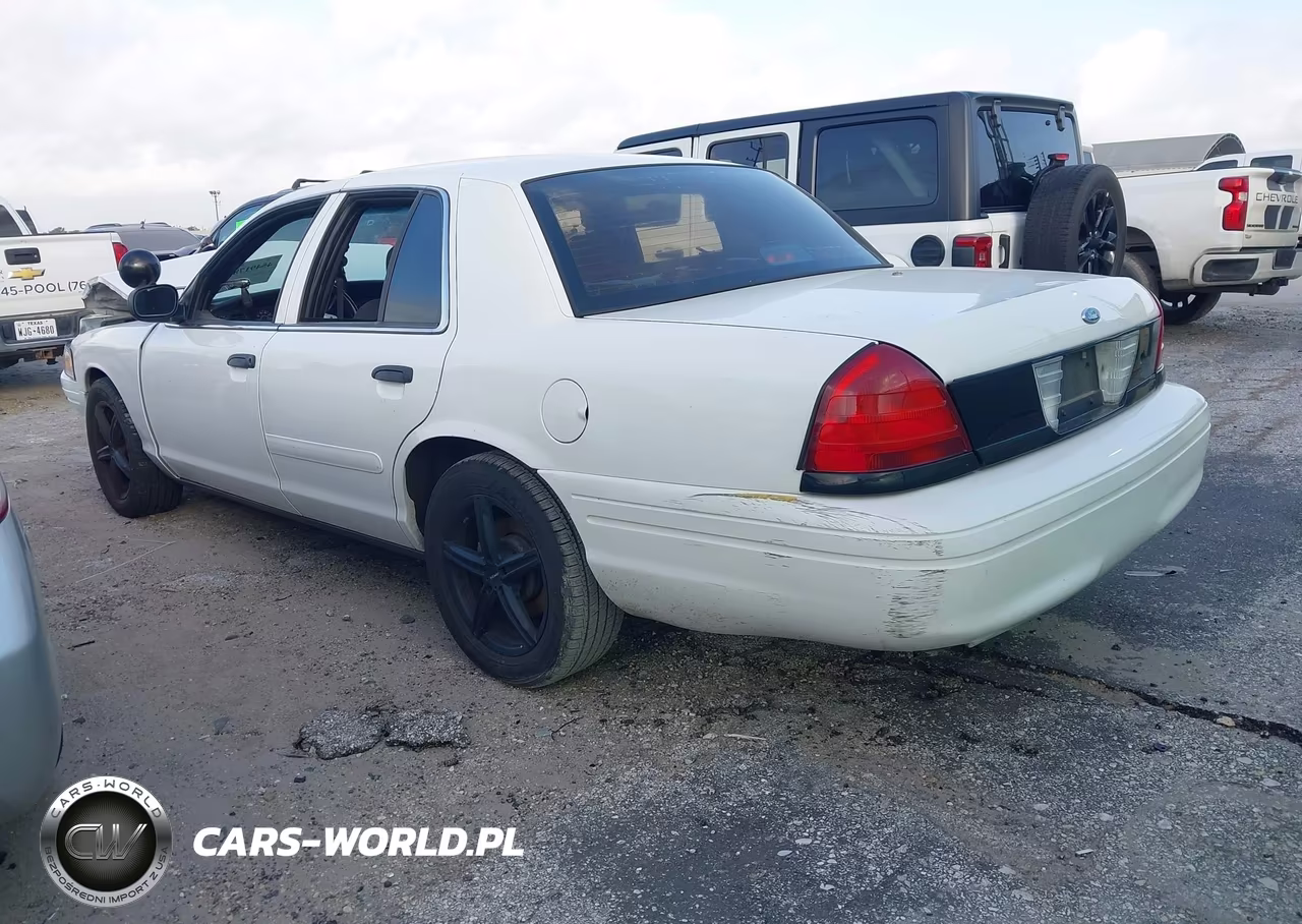 2008 Ford Crown Victoria Police-Police Interceptor VIN:2FAFP71V68X137438 - 3