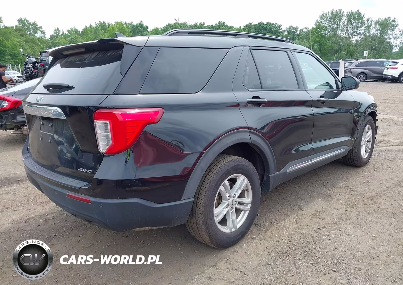 2021 Ford Explorer Xlt VIN:1FMSK8DH6MGB78568 - 4