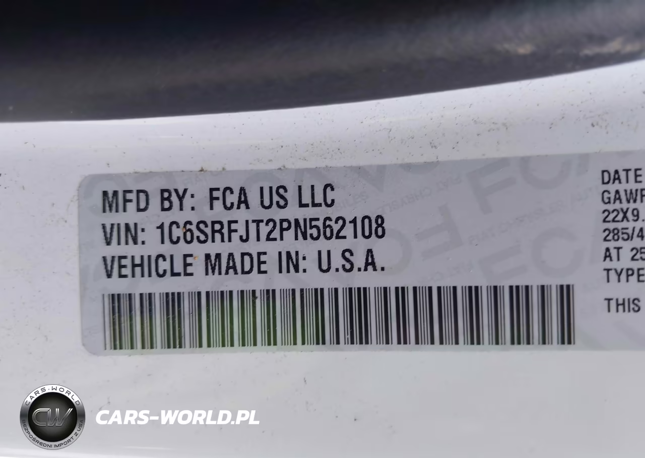 2023 Ram 1500 Laramie 4X4 5'7 Box VIN:1C6SRFJT2PN562108 - 9
