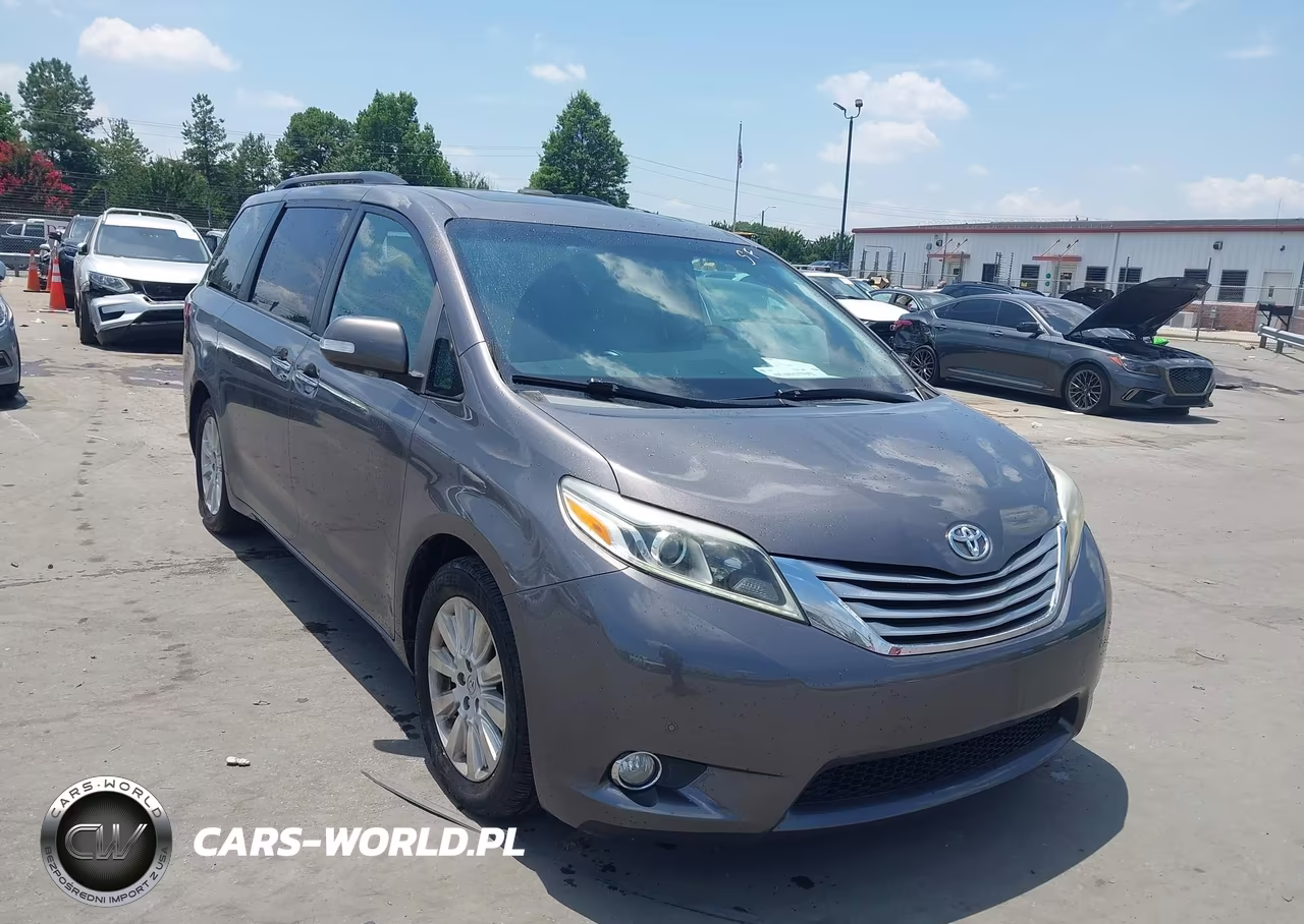 2016 Toyota Sienna Limited 7 Passenger