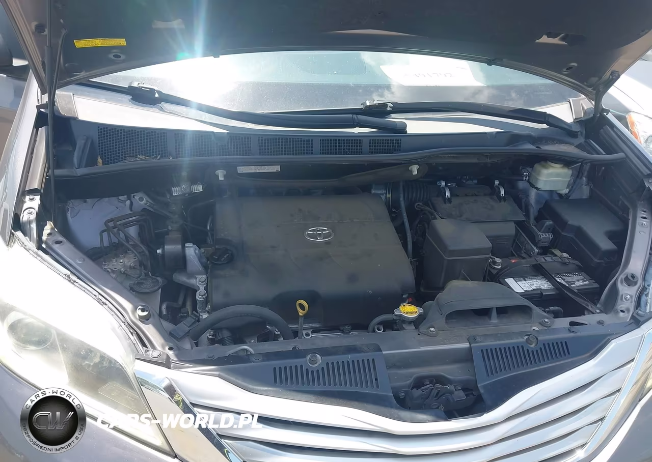 2016 Toyota Sienna Limited 7 Passenger VIN:5TDYK3DC2GS725285 - 10