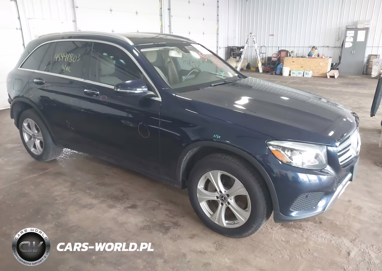 2018 Mercedes-Benz Glc 300 4Matic – zdjęcie 1 z 17