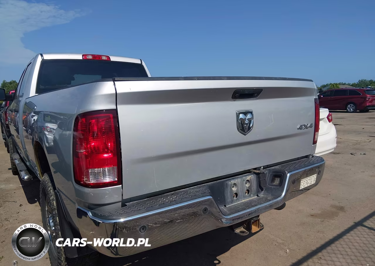 2014 Ram 2500 Tradesman VIN:3C6UR5HJ8EG254342 - 17