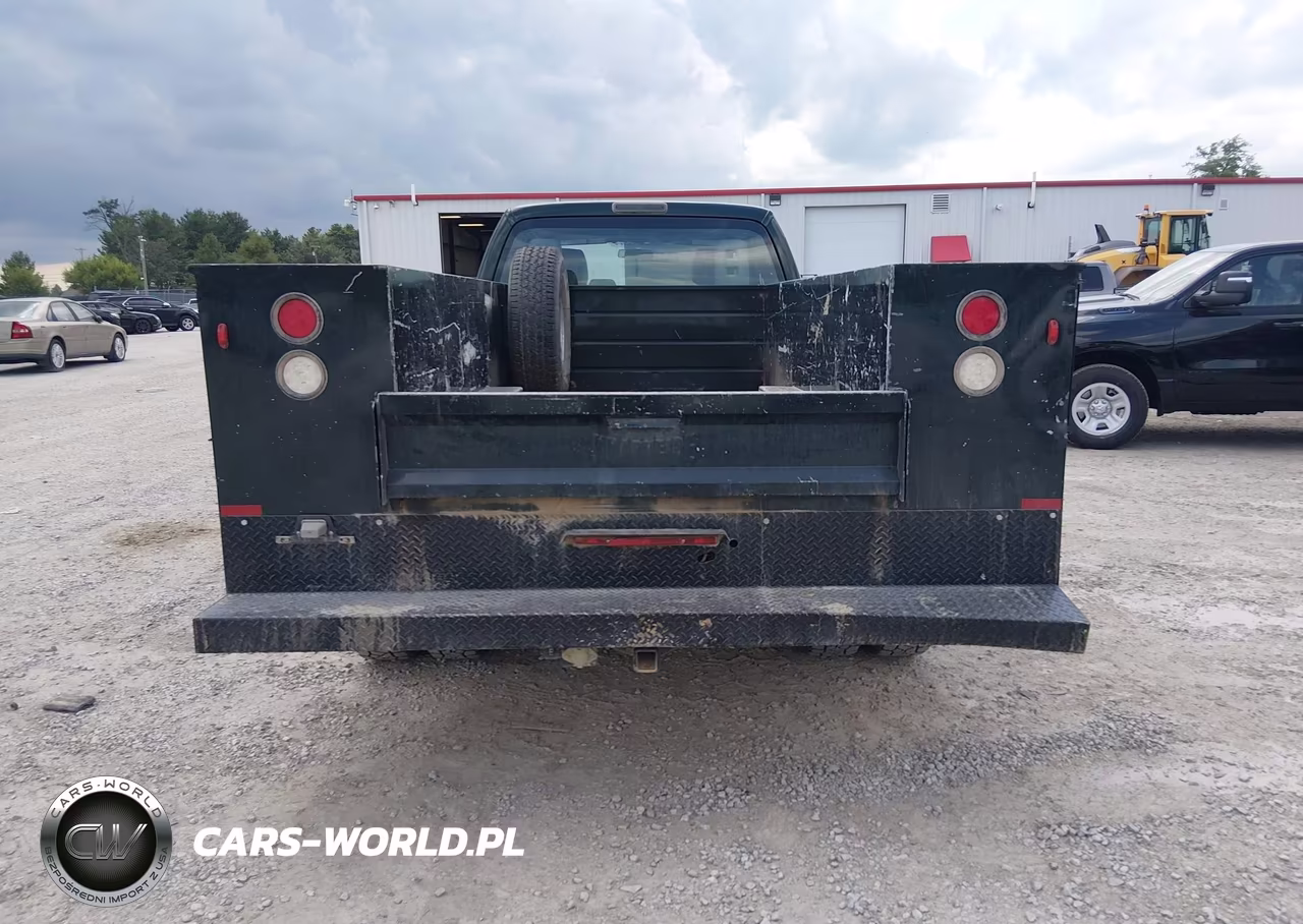 2015 Ford F-350 Chassis Lariat-Xl-Xlt VIN:1FD8X3H68FED32025 - 16
