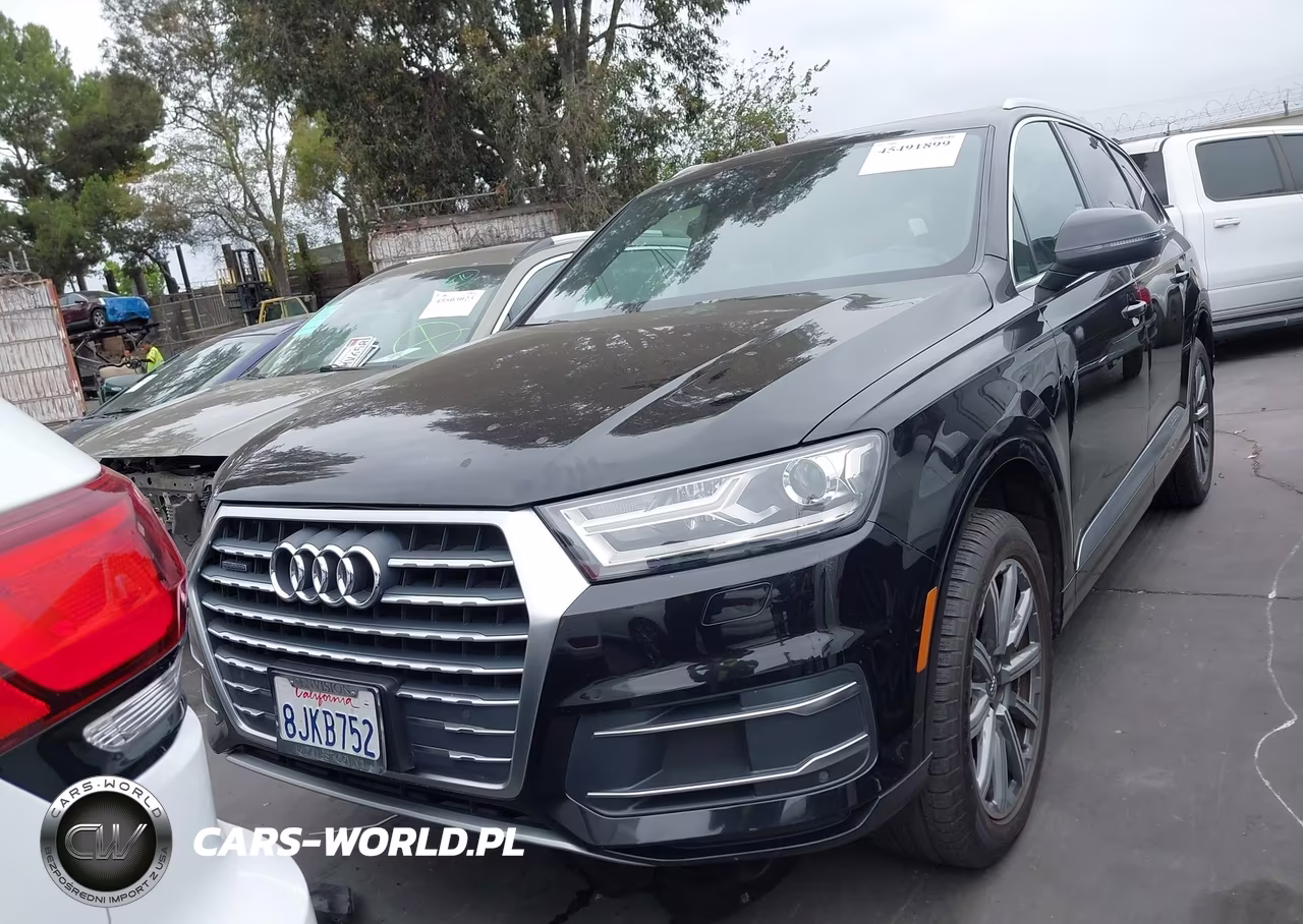 2019 Audi Q7 45 Premium VIN:WA1AHAF72KD018903 - 12
