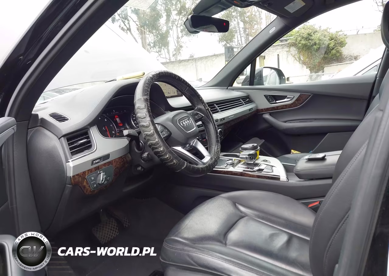 2019 Audi Q7 45 Premium VIN:WA1AHAF72KD018903 - 18