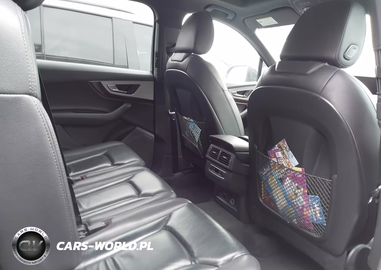 2019 Audi Q7 45 Premium VIN:WA1AHAF72KD018903 - 8