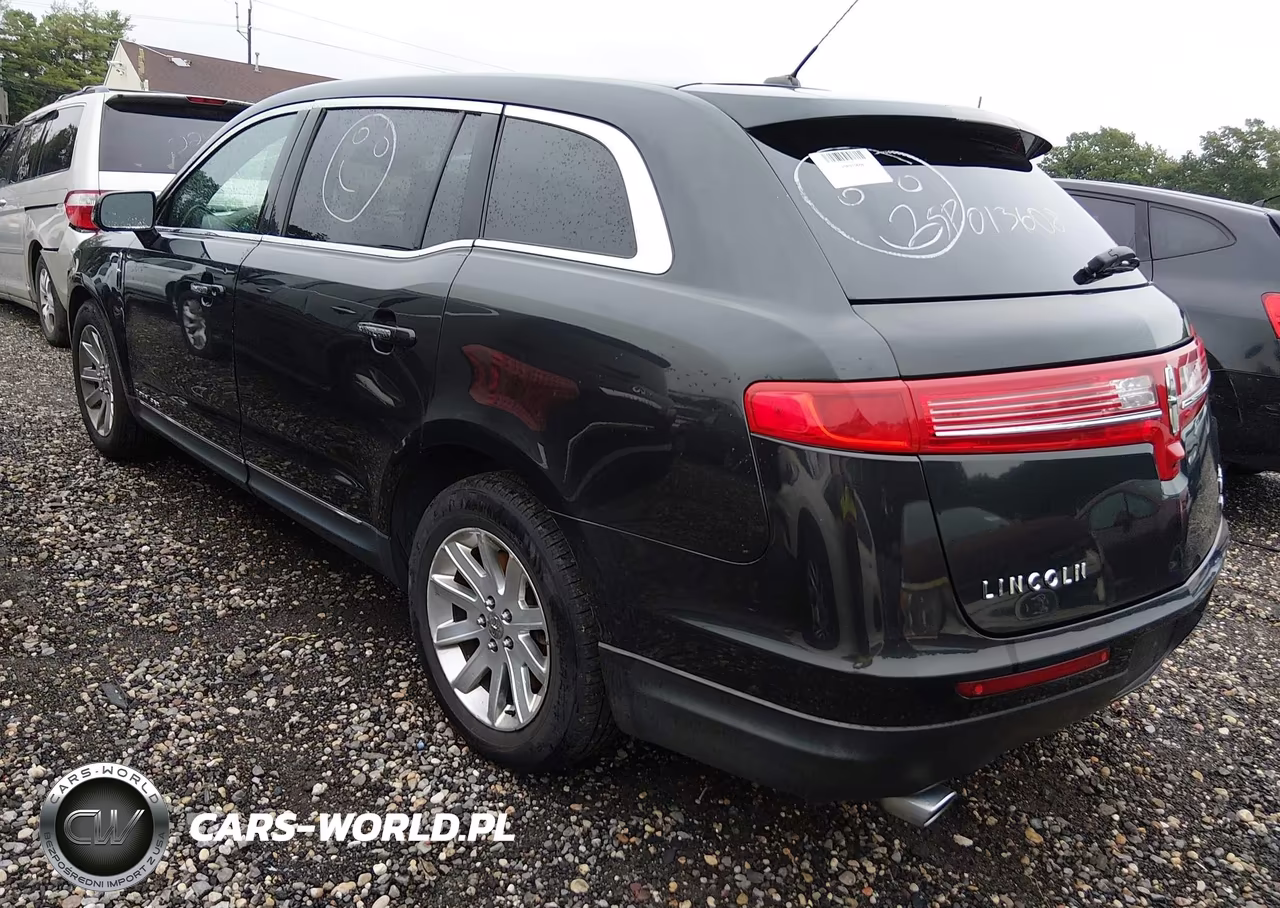 2015 Lincoln Mkt Livery VIN:2LMHJ5NK1FBL01536 - 3