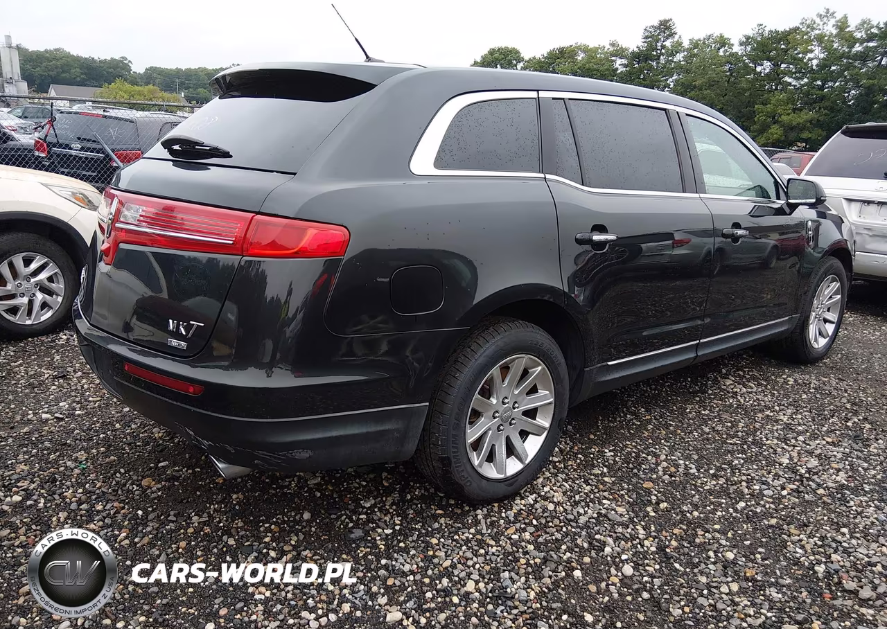 2015 Lincoln Mkt Livery VIN:2LMHJ5NK1FBL01536 - 4